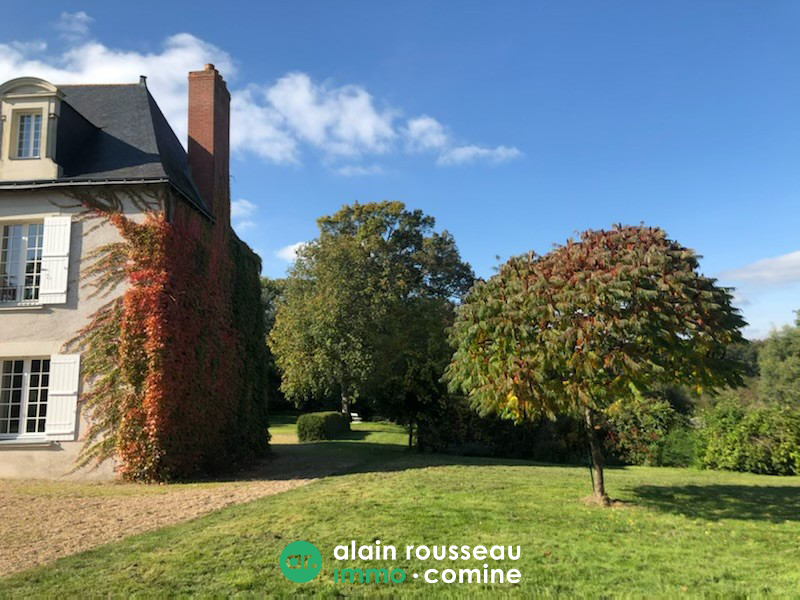 Maison 349m² – 
BOUCHEMAINE