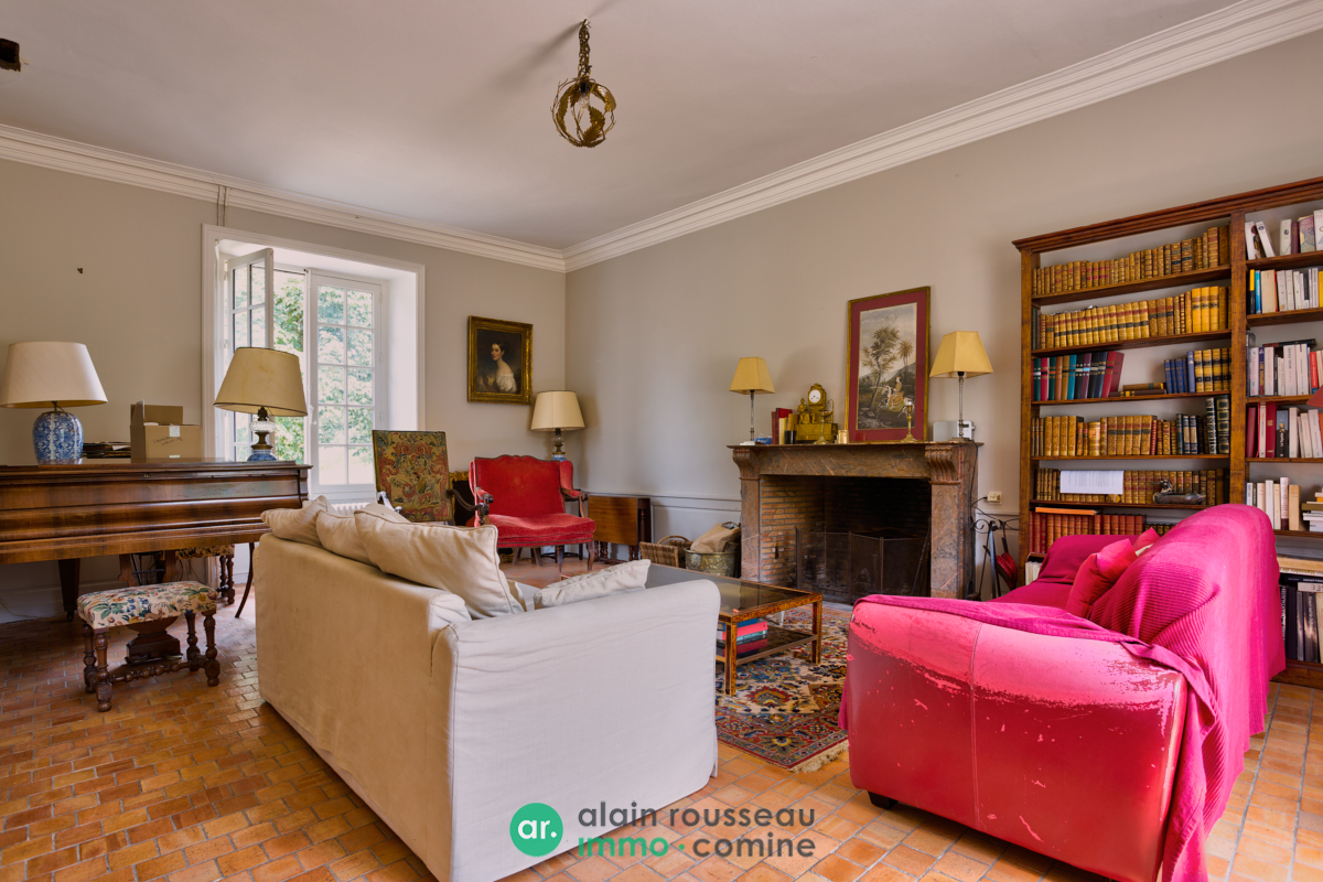 Maison 349m² – 
BOUCHEMAINE