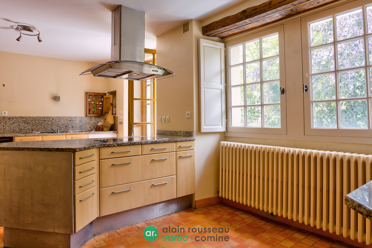 Maison 349m² – 
BOUCHEMAINE