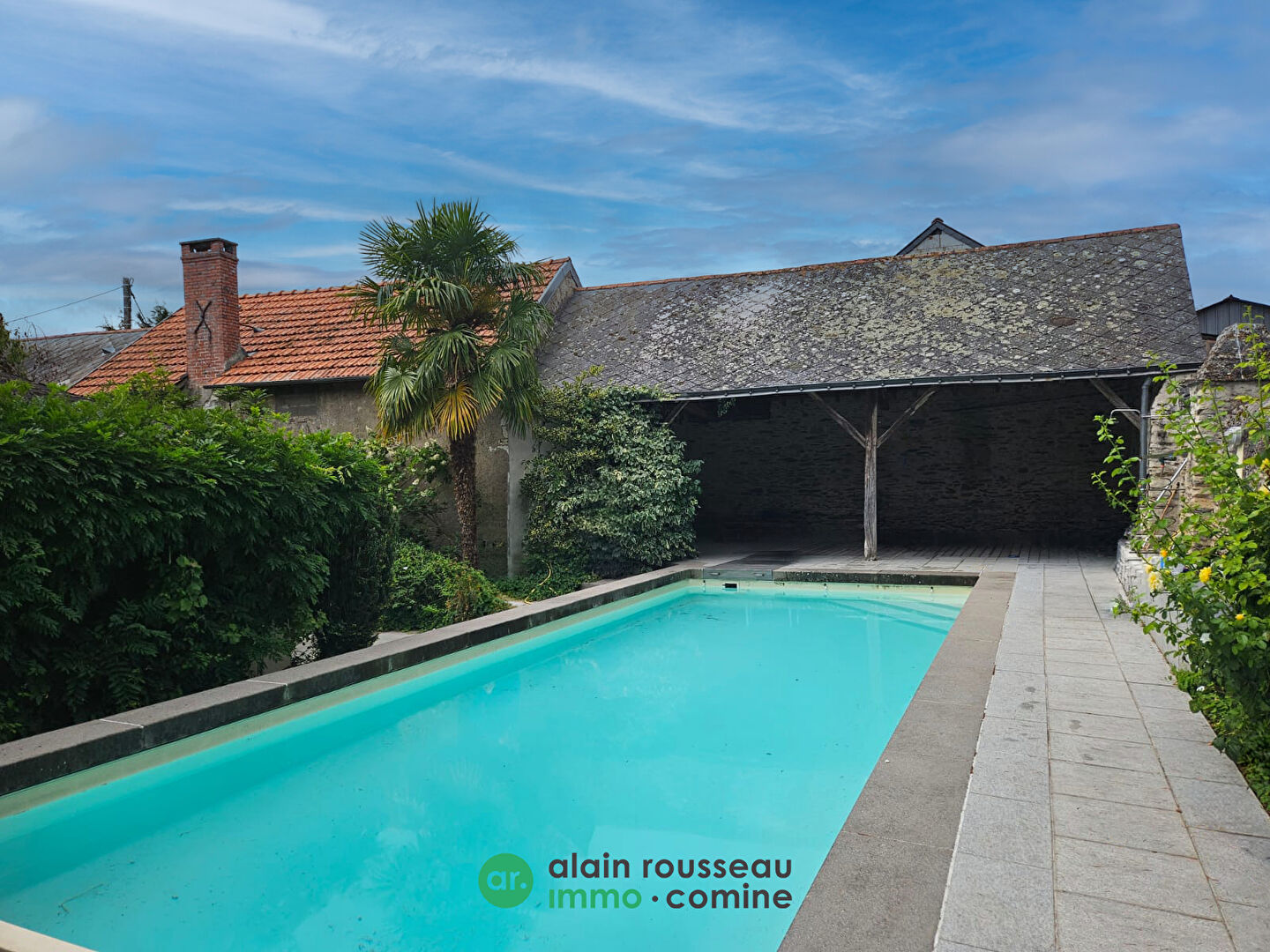 Maison 349m² – 
BOUCHEMAINE