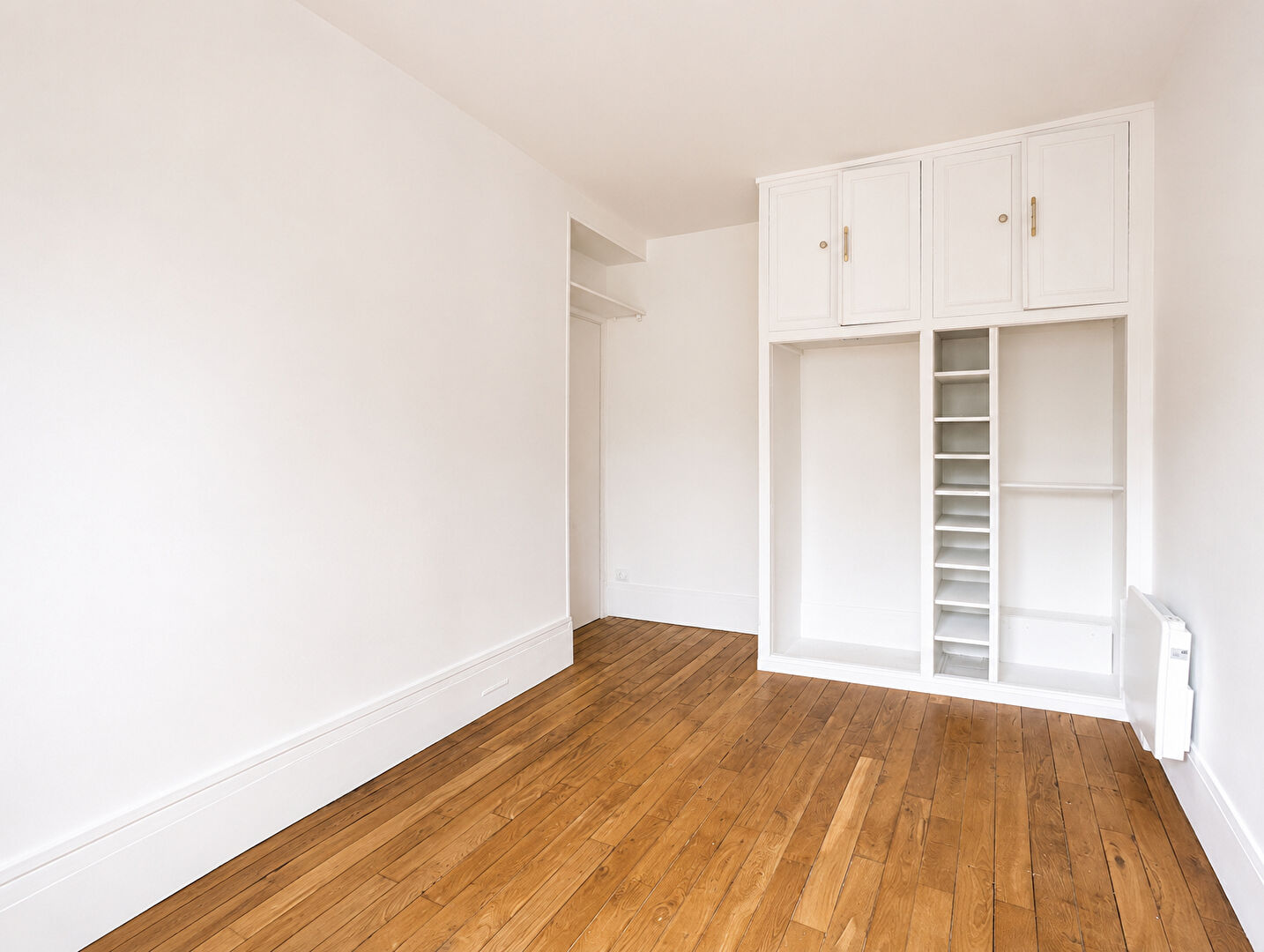 Appartement 30.01m² – 
PARIS