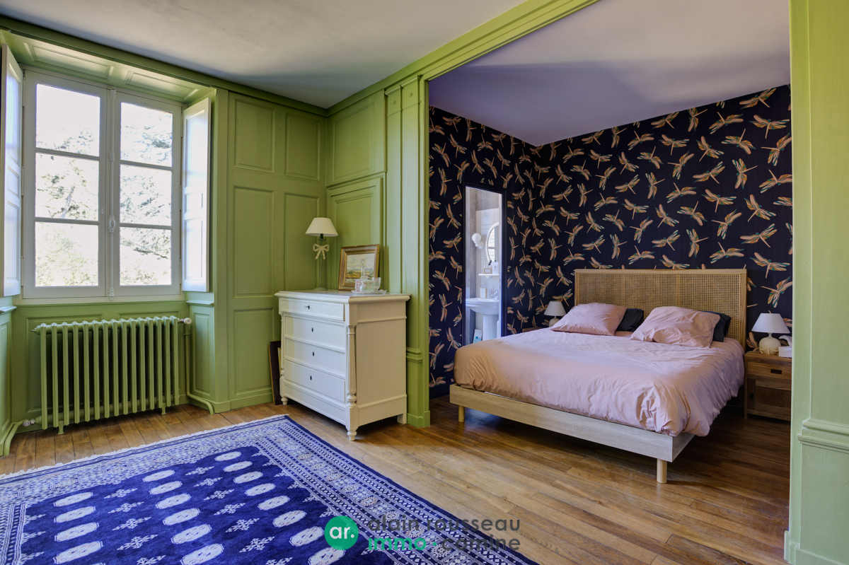 Maison 526m² –
ANGERS Maison 526m² –
ANGERS