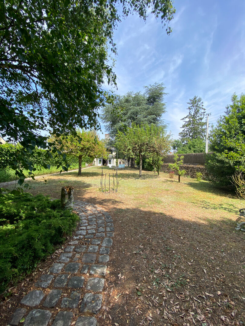 Terrain 607m² – 
TIERCE