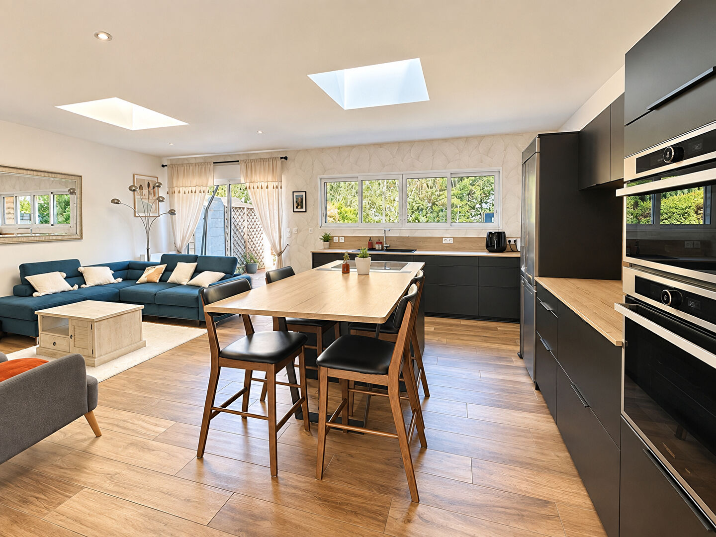 Maison 120m² – 
ANGERS