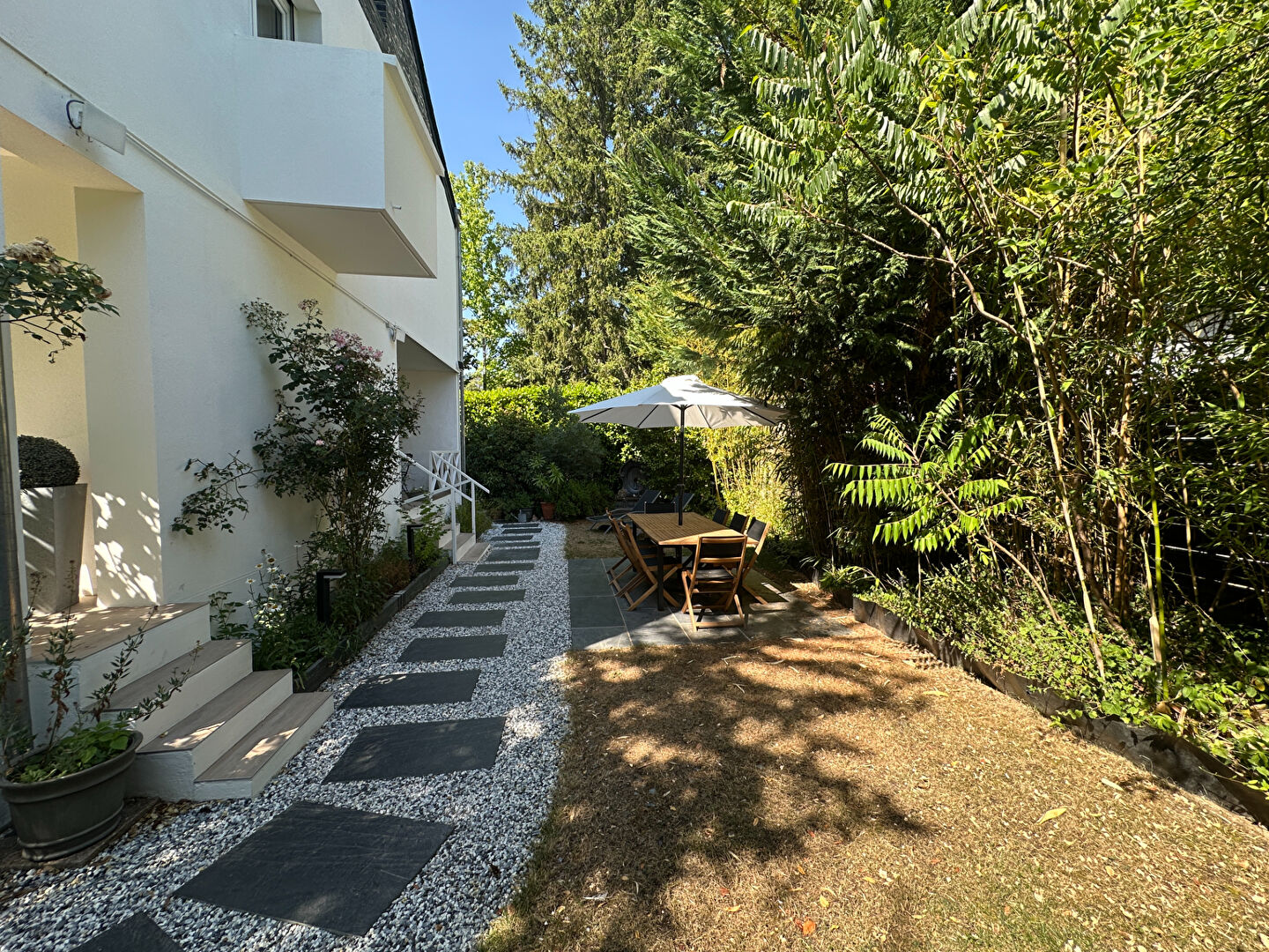Maison 227m² – 
AVRILLE