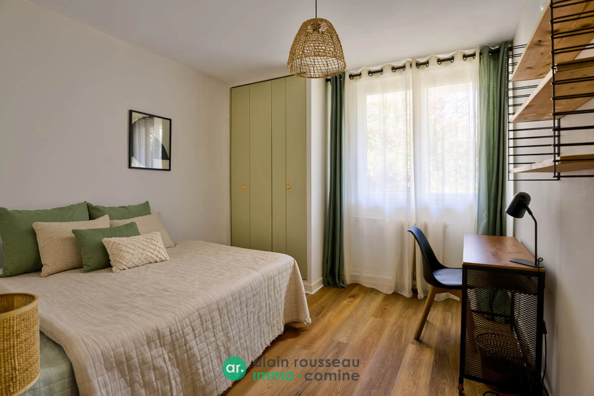 Maison 227m² – 
AVRILLE