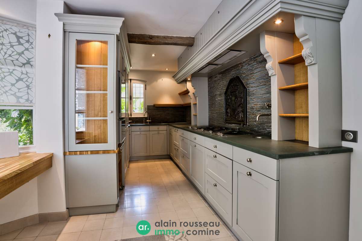 Maison 211m² – 
ANGERS