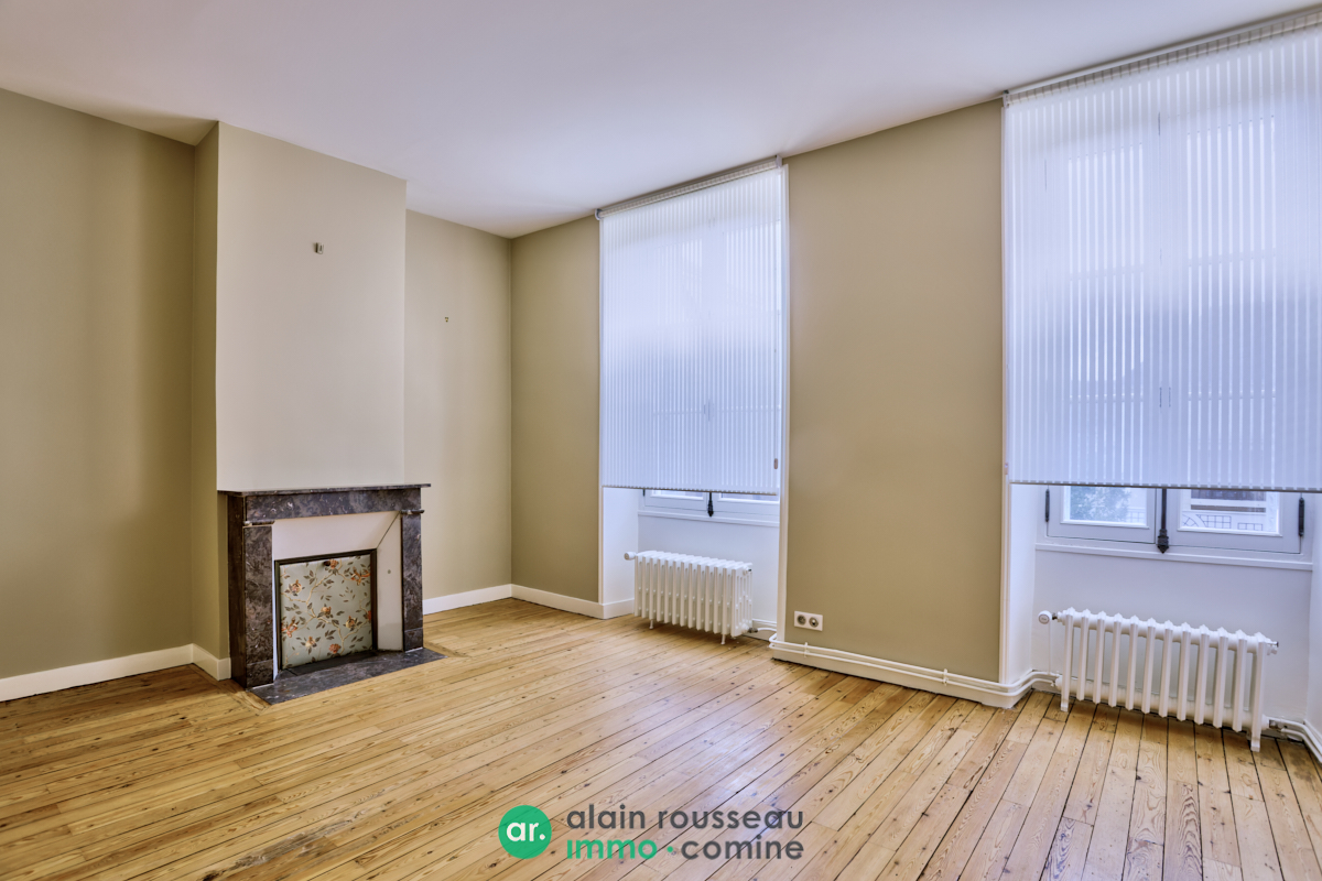 Maison 211m² – 
ANGERS