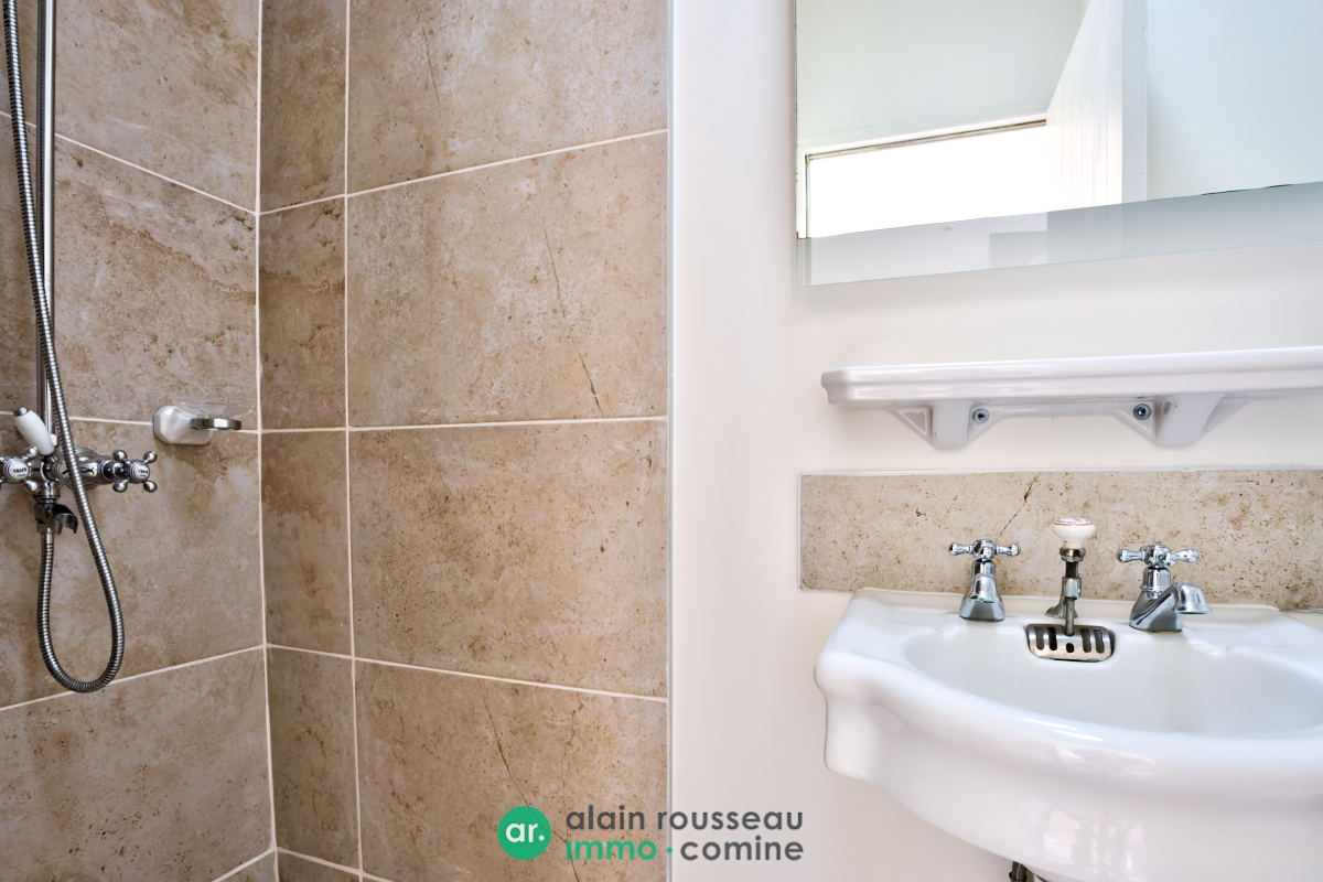 Maison 211m² – 
ANGERS
