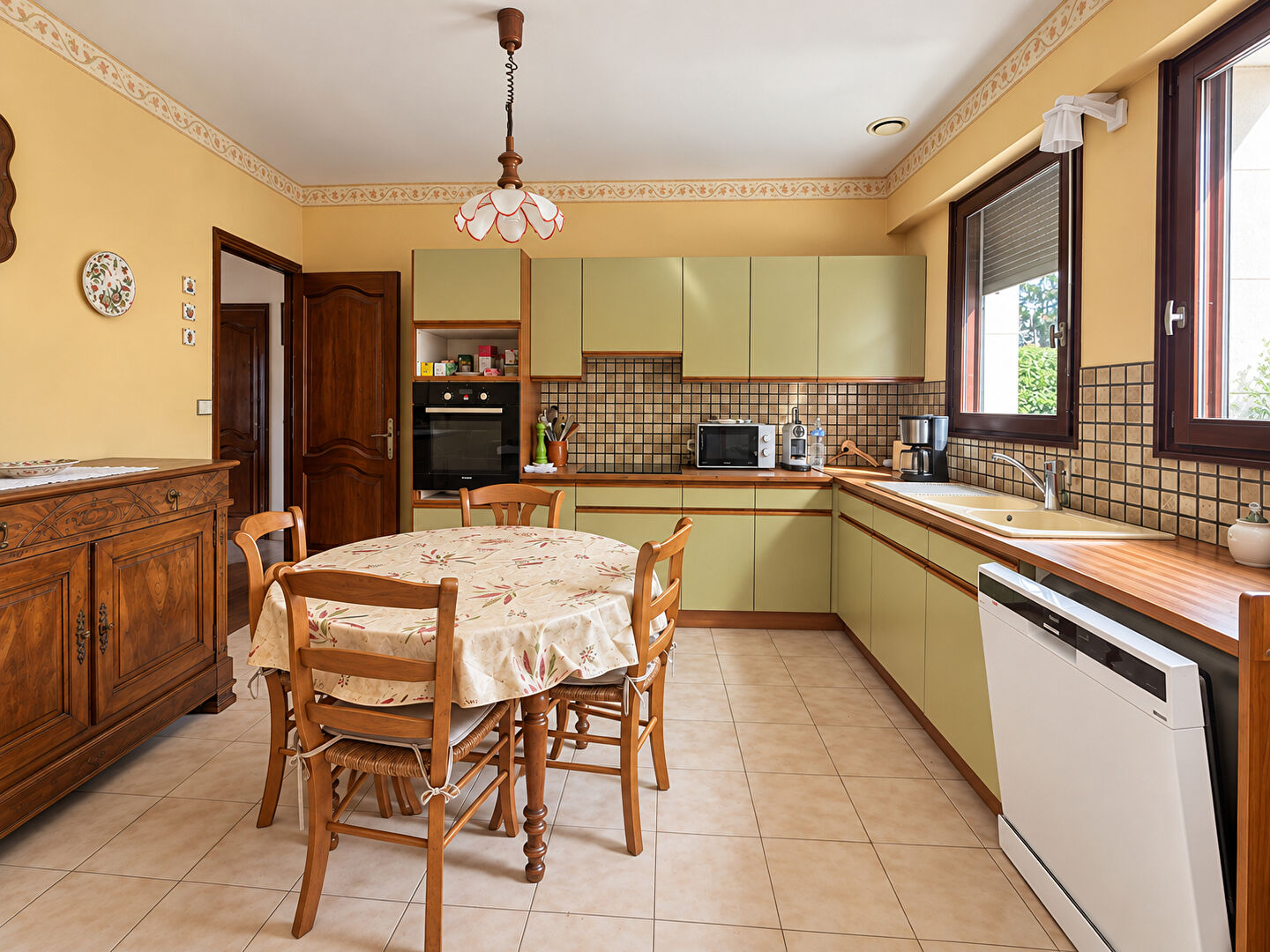 Maison 182.06m² – 
BOUCHEMAINE