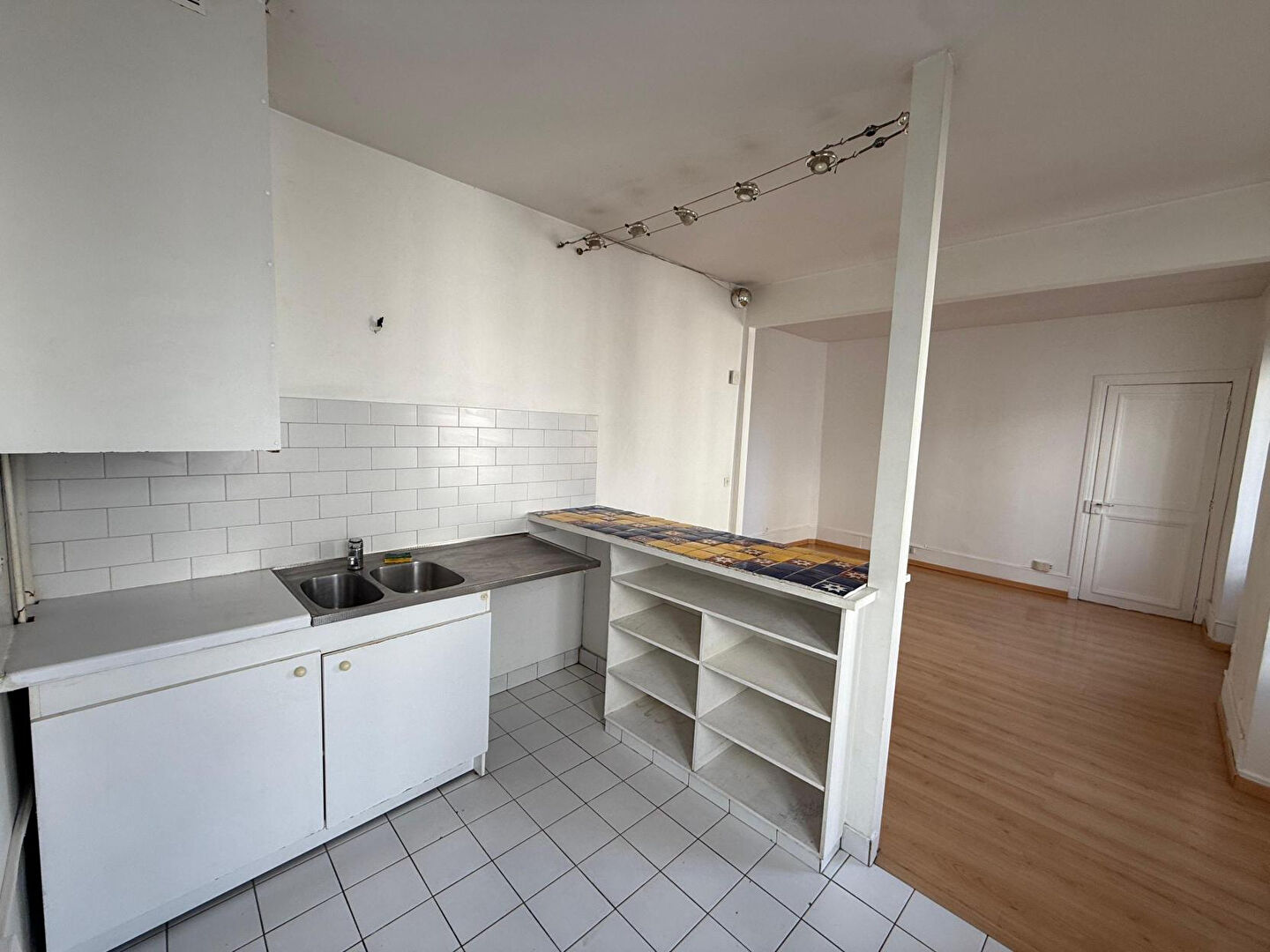 Appartement 39.77m² – 
PARIS