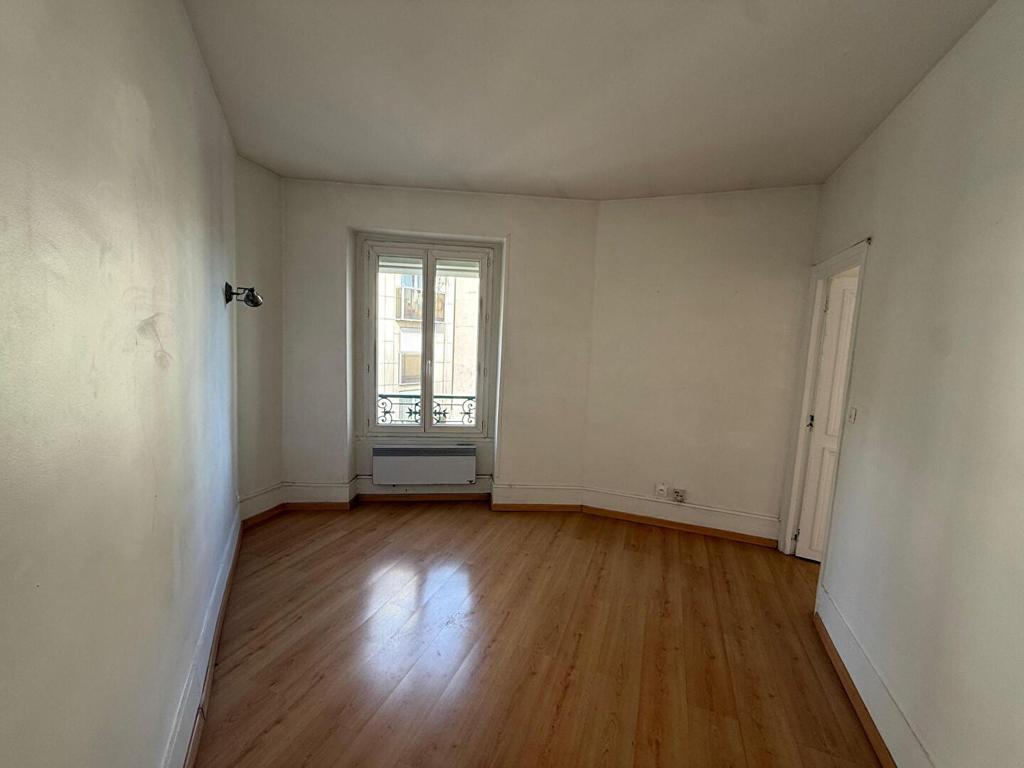 Appartement 39.77m² – 
PARIS