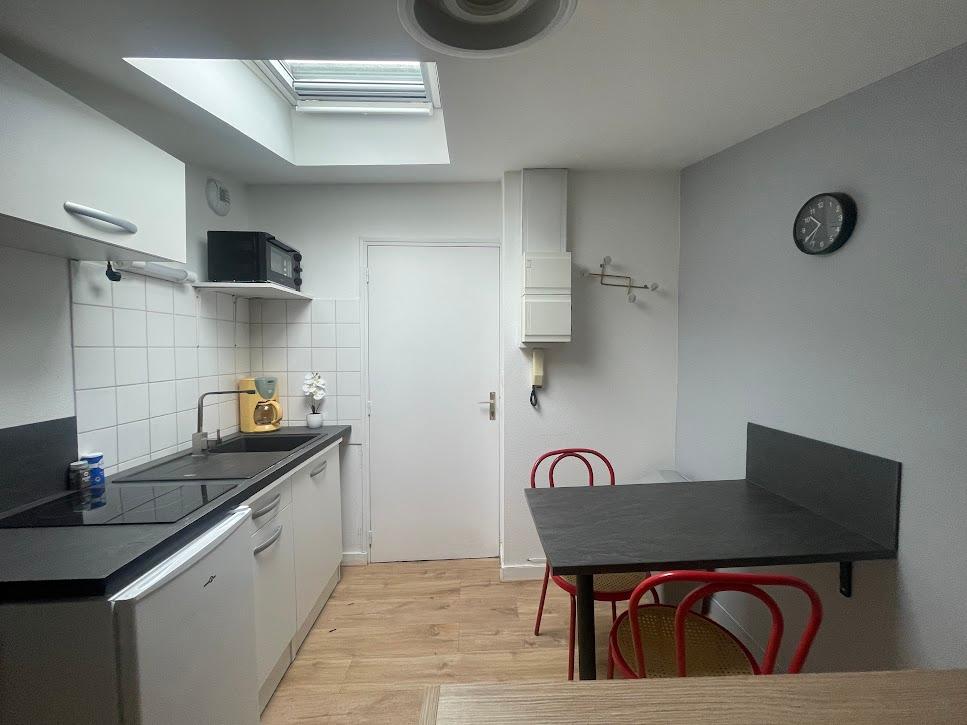 Appartement 9.6m² – ANGERS Appartement 9.6m² – ANGERS