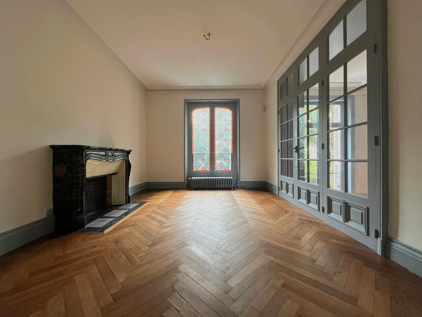 Maison 315.82m² – ANGERS