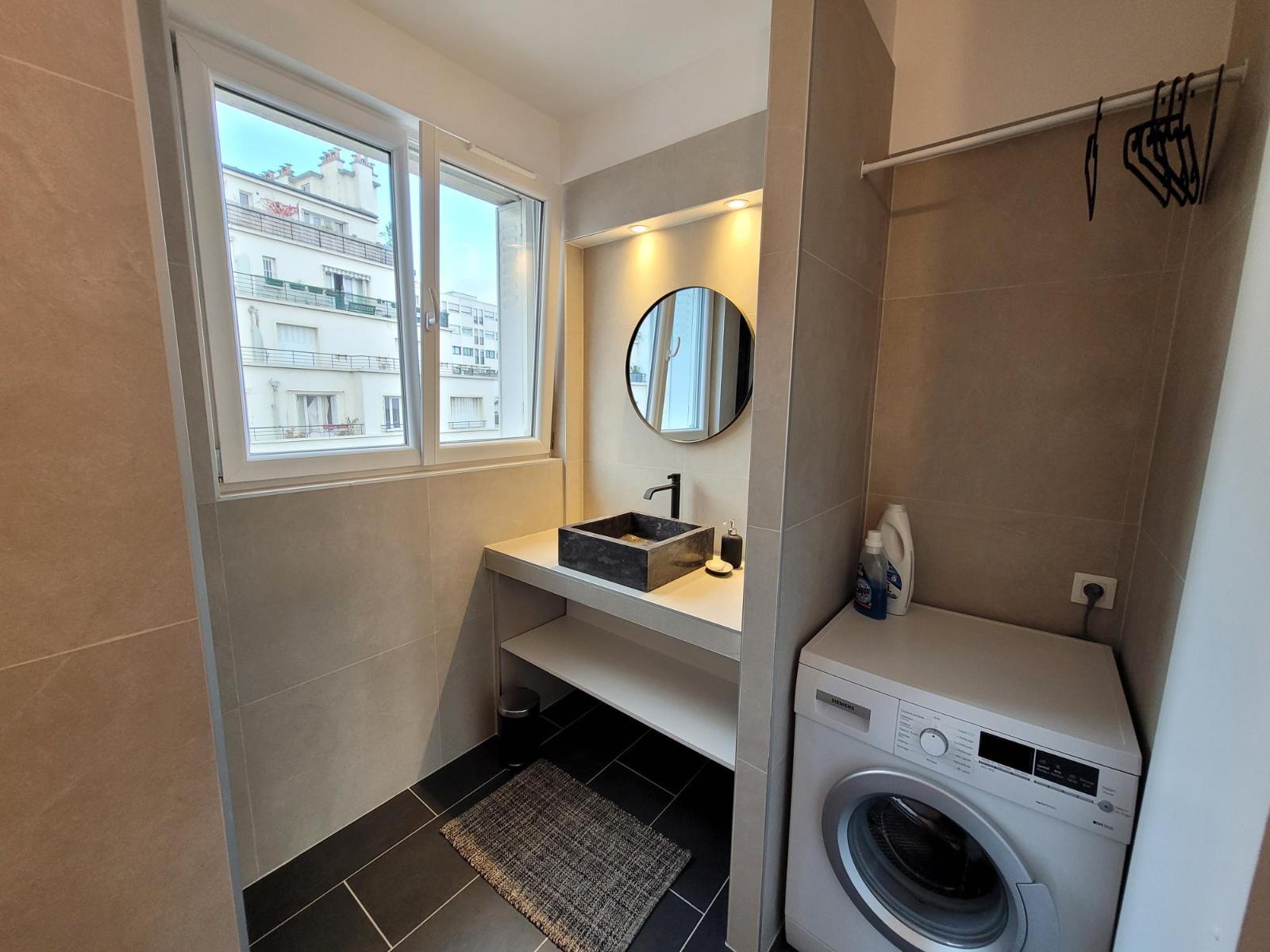 Appartement 45.75m² – PARIS