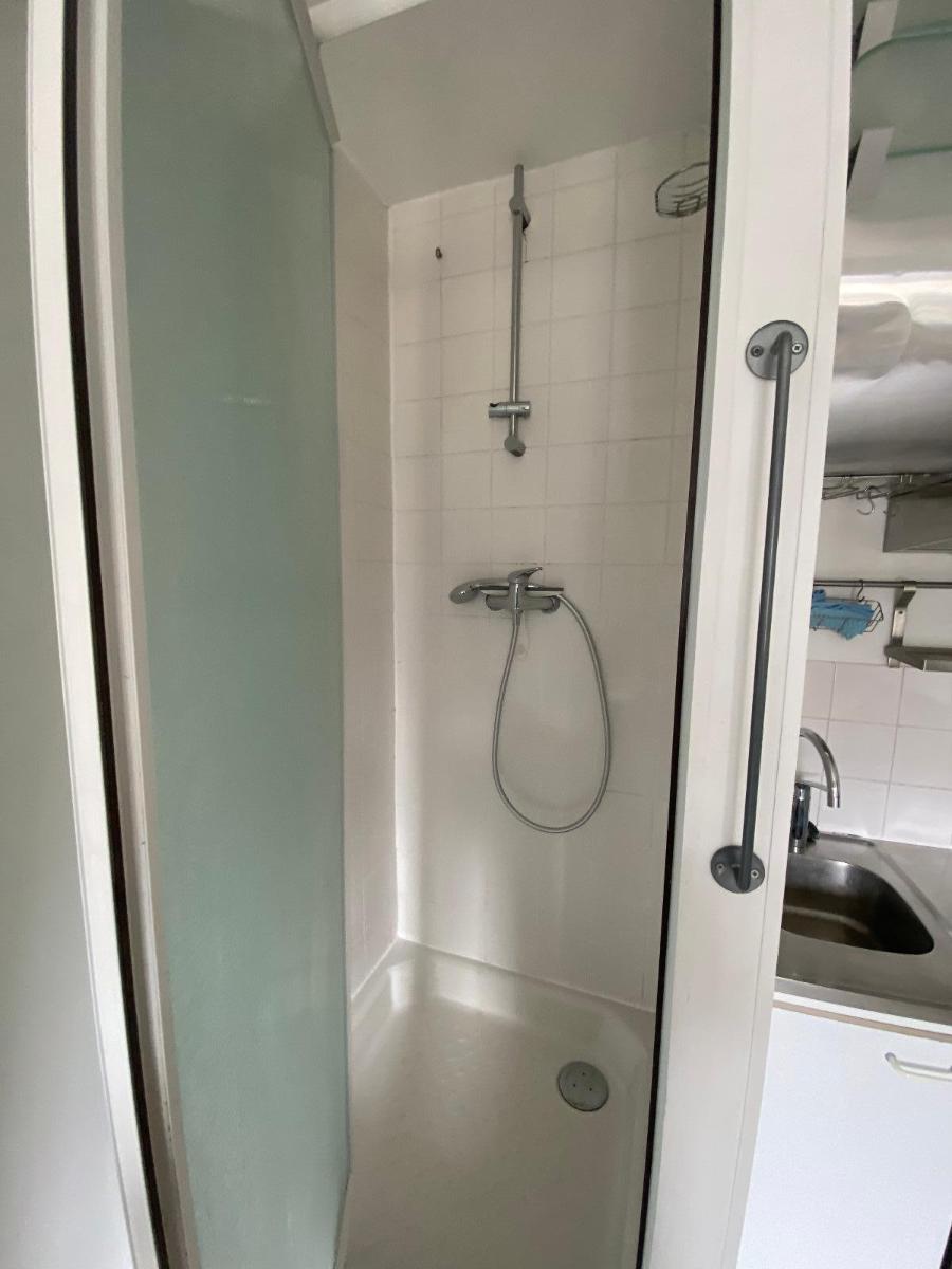 Appartement 10.96m² – PARIS