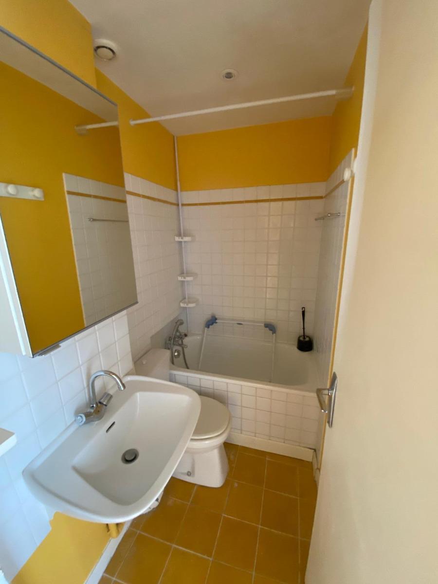 Appartement 17.66m² – PARIS