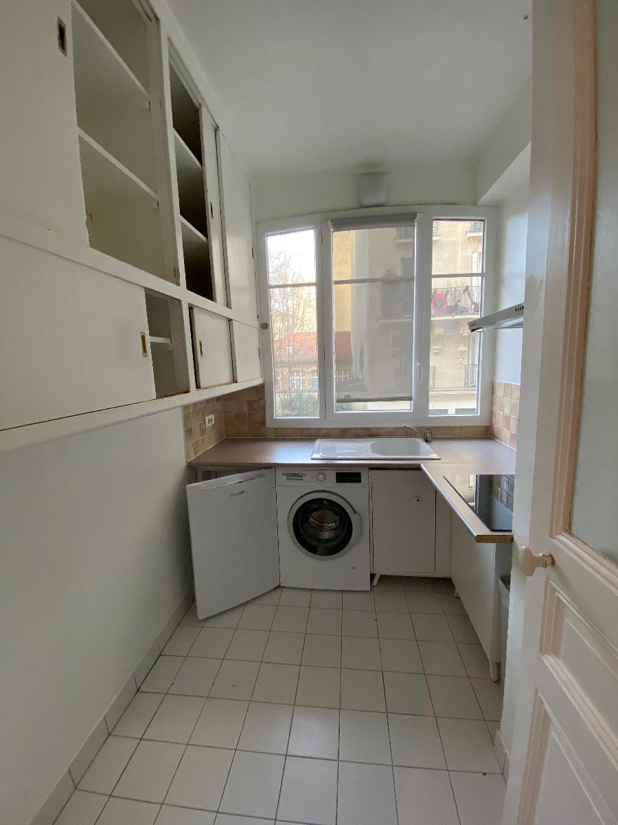 Appartement 33.67m² – PARIS