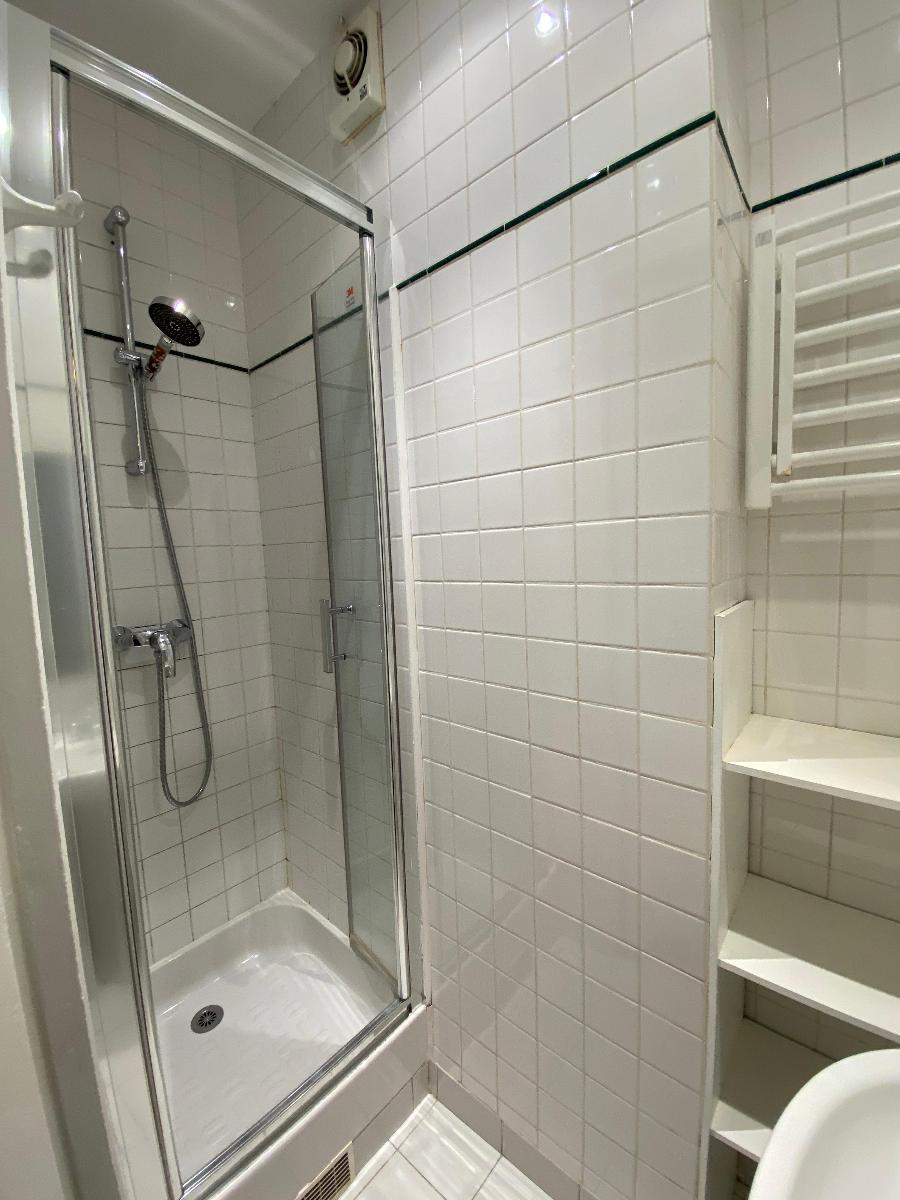 Appartement 33.67m² – PARIS