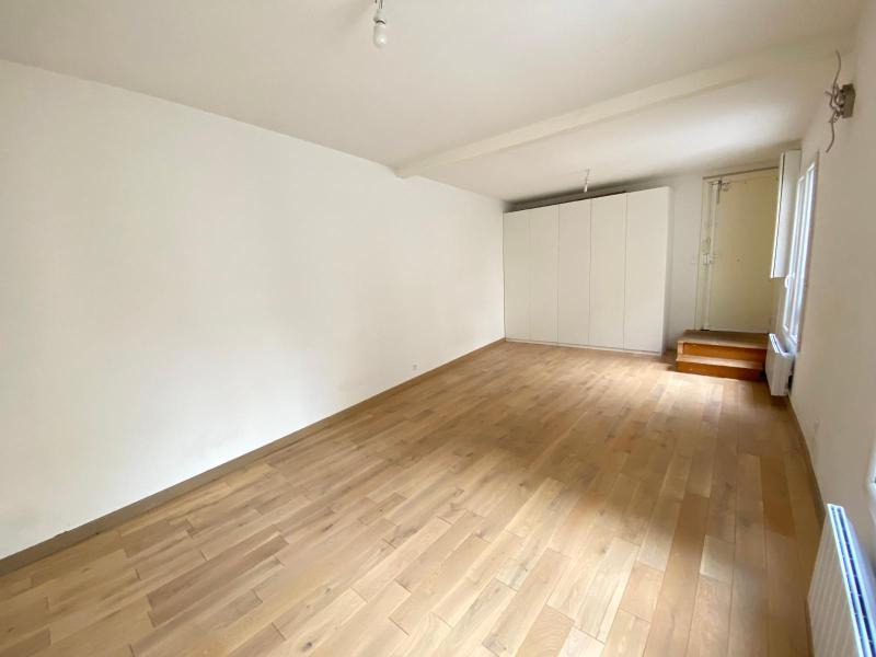 Appartement 65.38m² – PARIS