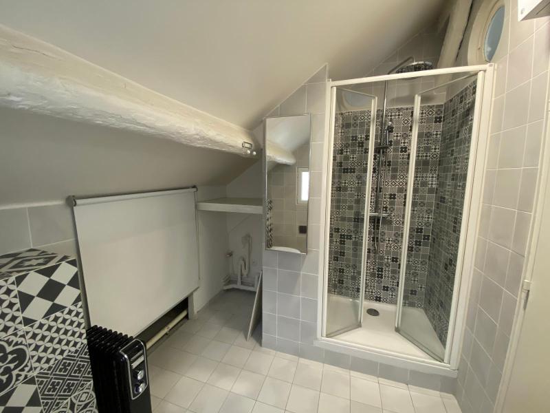 Appartement 65.38m² – PARIS