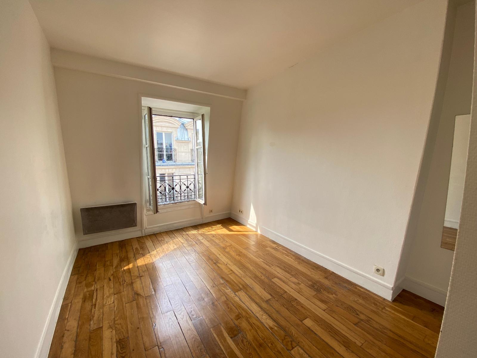 Appartement 35.9m² – PARIS
