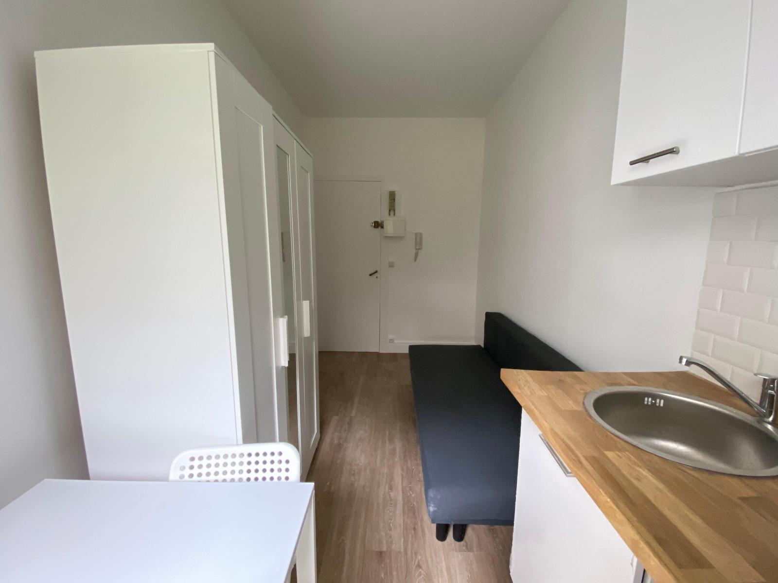 Appartement 9.79m² – PARIS