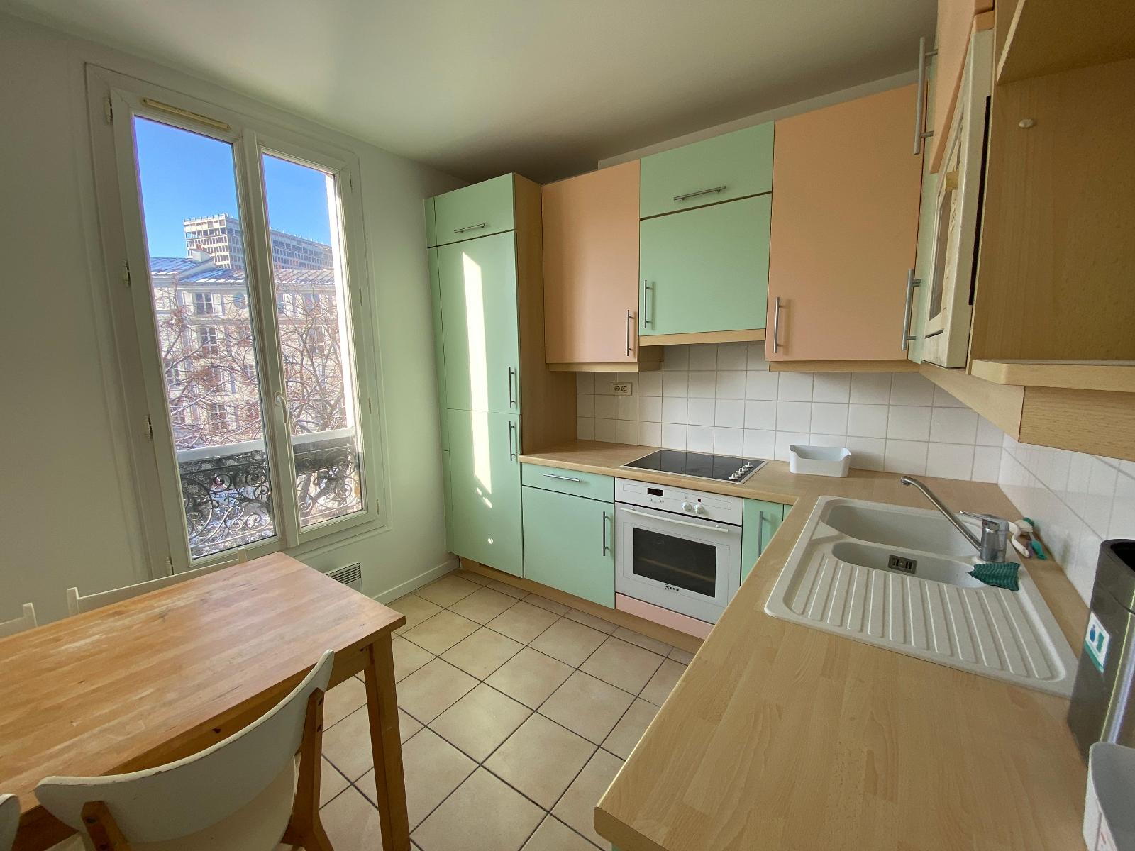 Appartement 61.07m² – PARIS