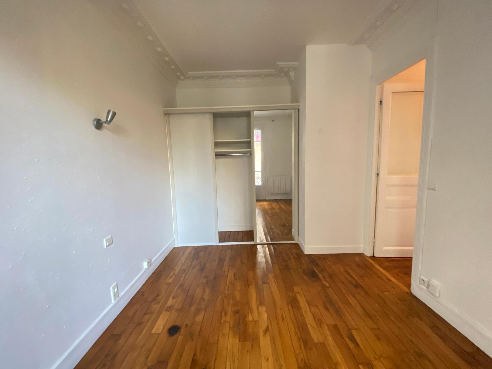 Appartement 33.67m² – PARIS