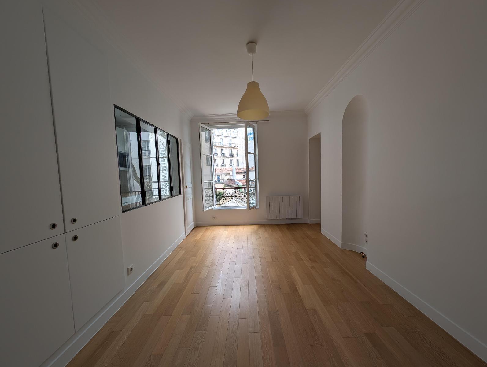 Appartement 74.79m² – PARIS