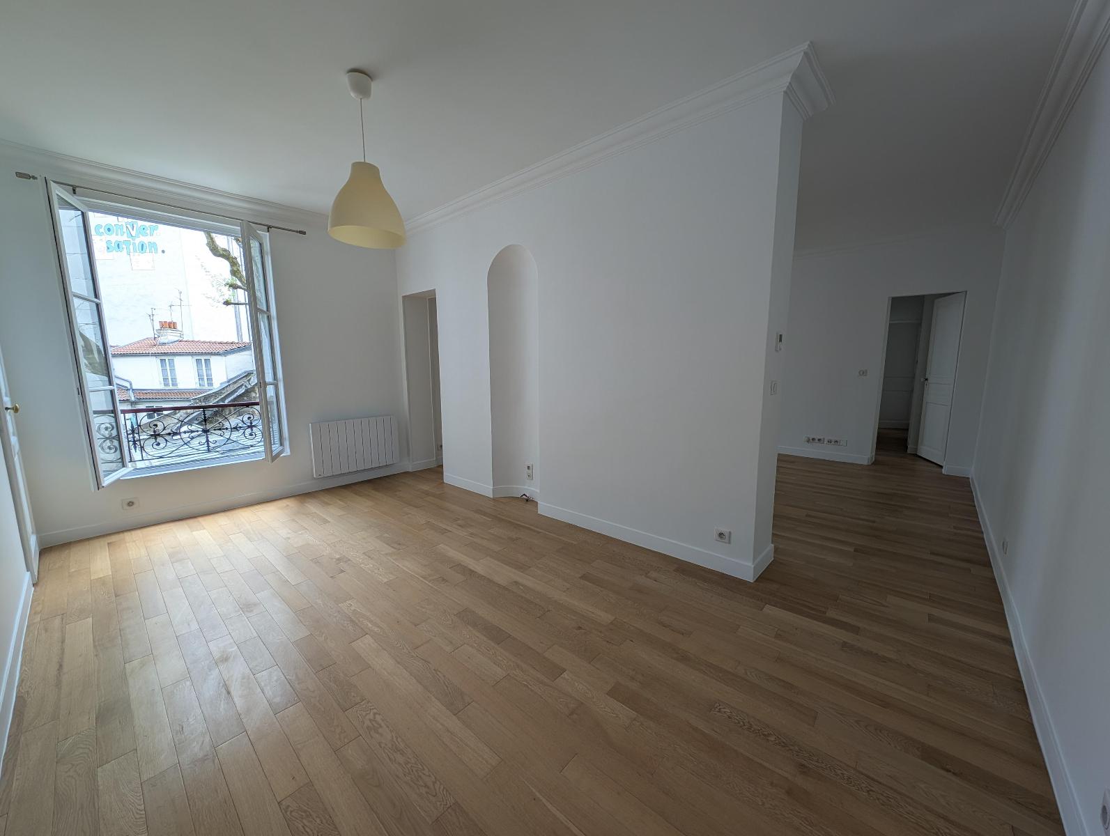 Appartement 74.79m² – PARIS