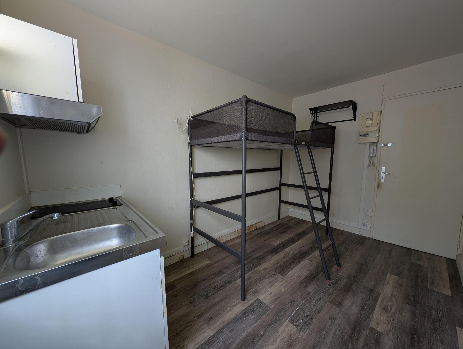 Appartement 9.13m² – PARIS