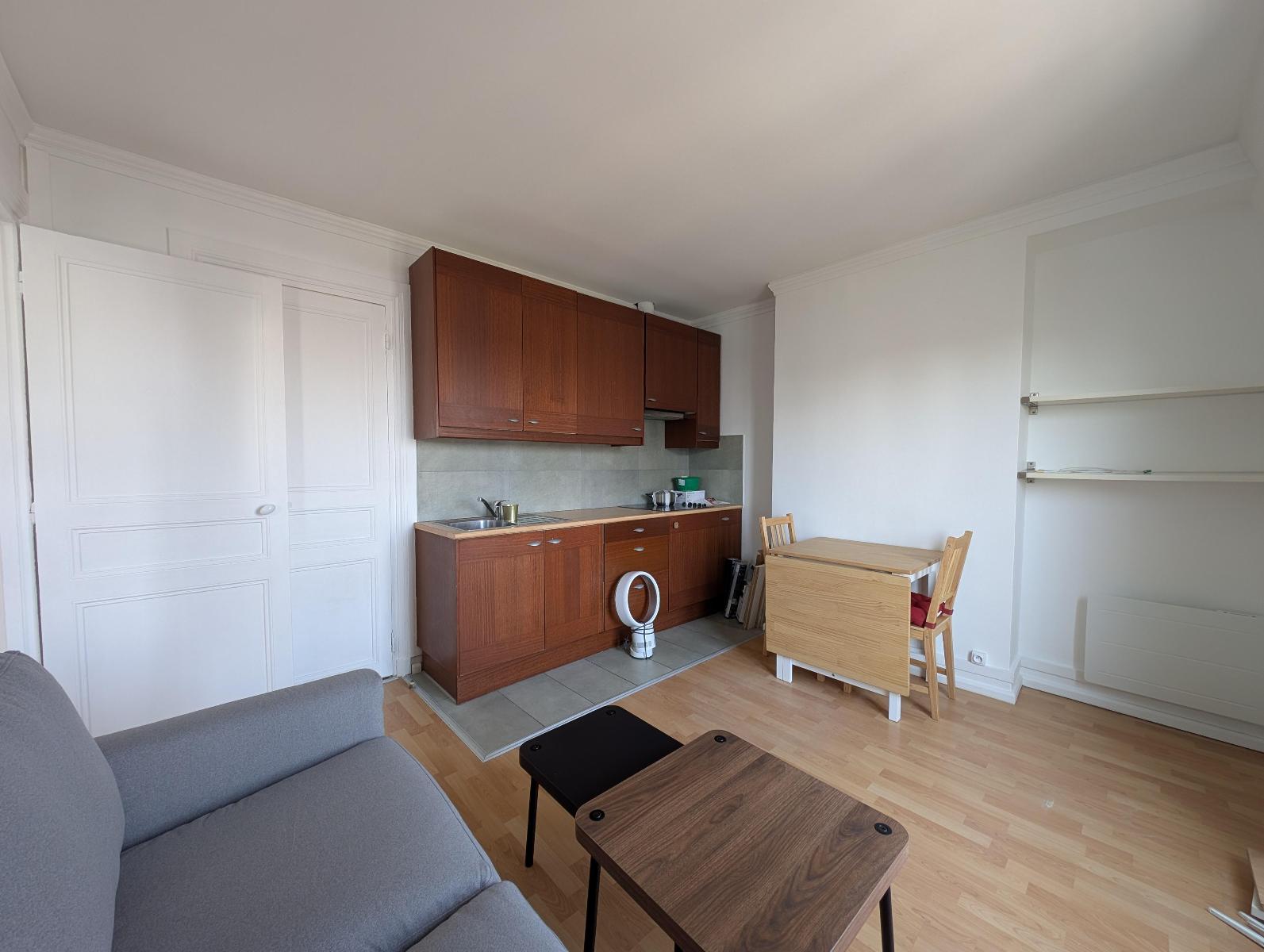 Appartement 26.01m² – PARIS