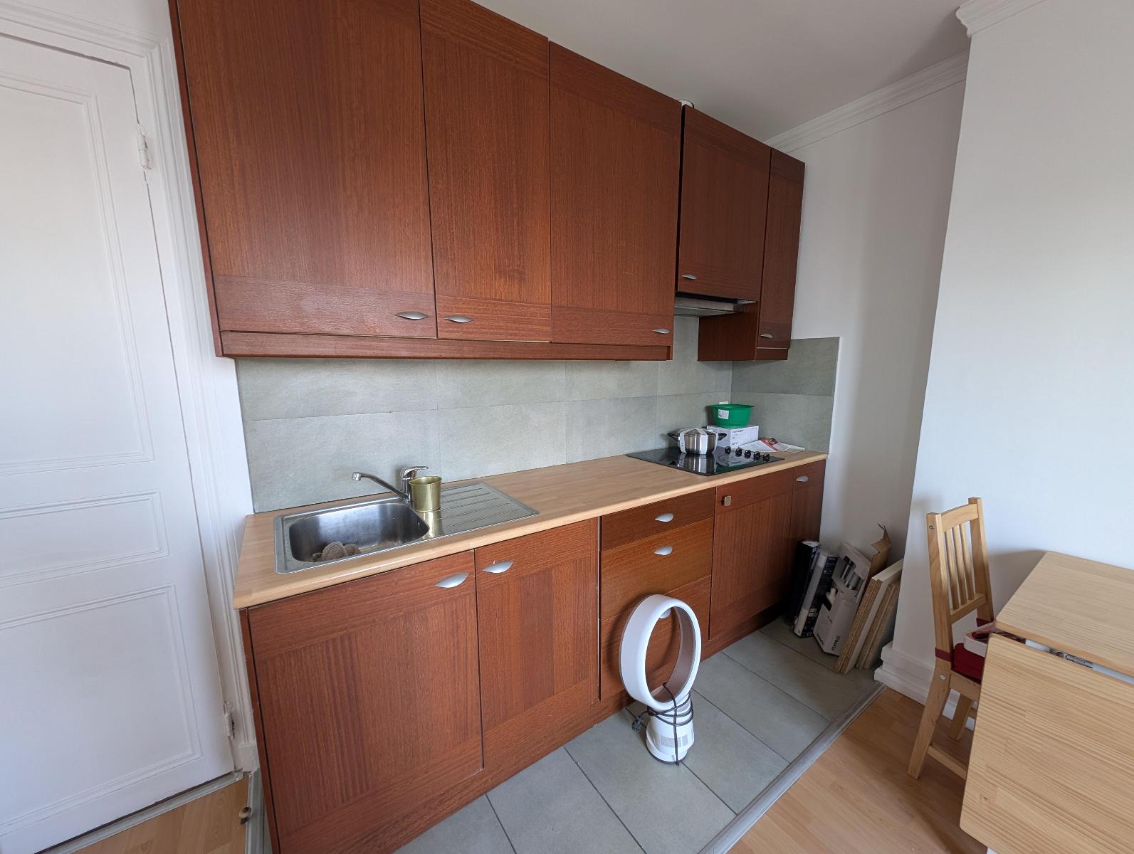 Appartement 26.01m² – PARIS