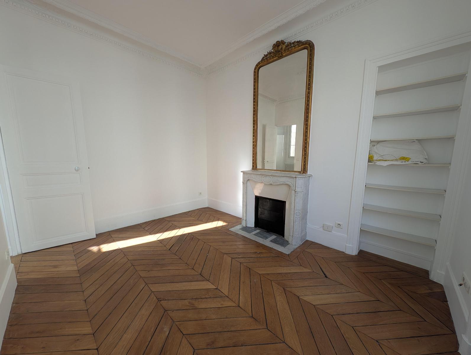 Appartement 54.13m² – PARIS